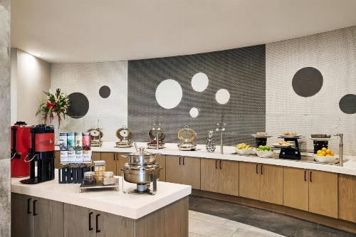 Chicago Marriott Oak Brook image 6